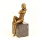 FEMEIE DEZGOLITA - STATUETA DIN BRONZ PE SOCLU DIN