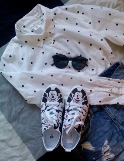 tenis pictat manual