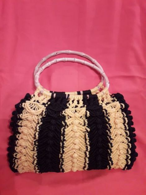 Geanta macrame galbennegru