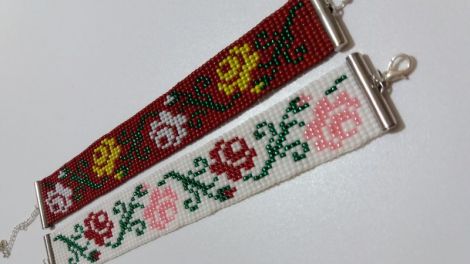 Bratara cu trandafiri