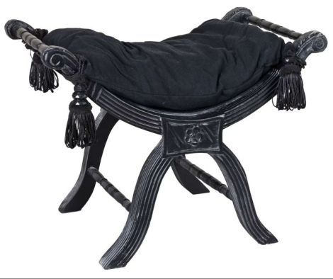 SCAUNEL TURCESC DIN LEMN MASIV NEGRU CU TAPITERIE