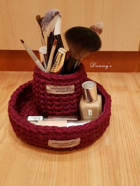 Set crosetat cosulet cu tavita din bumbac 100