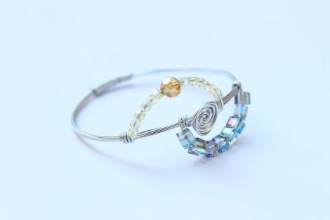Bratara din sarma de modelaj si cristale swarovski