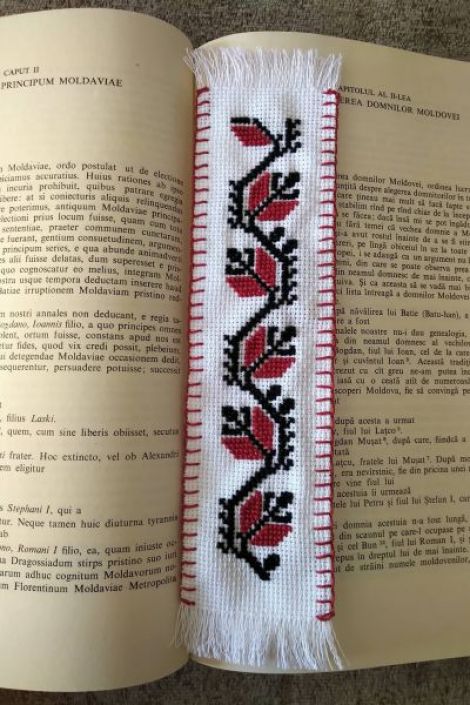 Semn de carte - broderie traditionala romaneasca