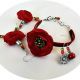 set cu flori rosii de matase 