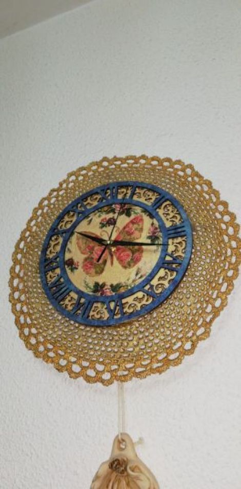 Ceas de perete pictat