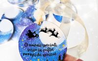 Ornament de pom Craciun pictat manual Univers