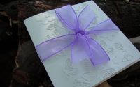 Invitatie nunta hand-made cu panglica lila