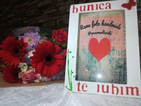 rama foto pt bunica