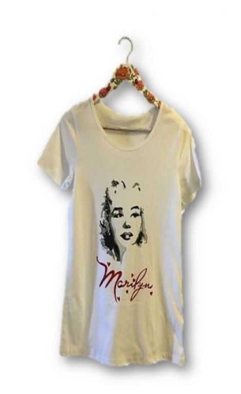 Tricou pictat manual Marilyn