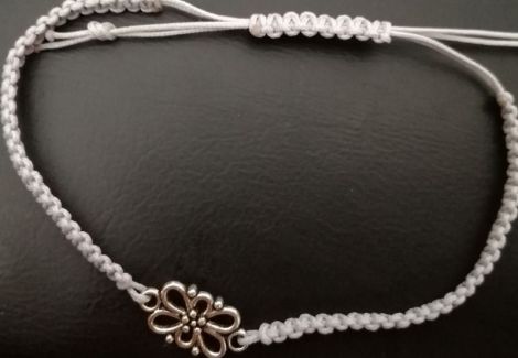 bratara handmade