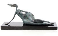Femeie  stilizata - statueta din bronz