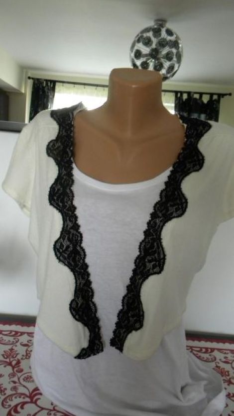 Cardigan cu broderie neagra