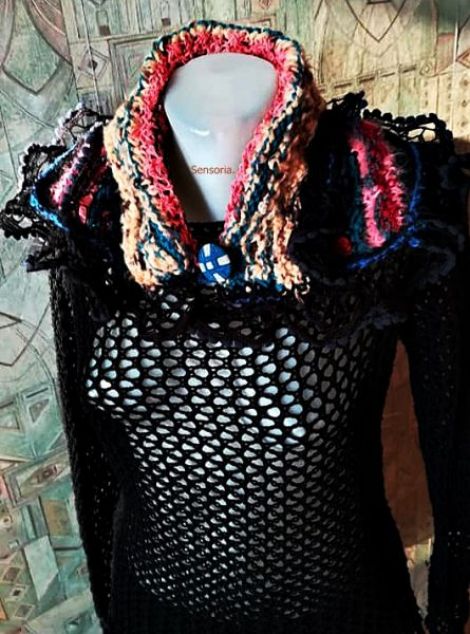 guler tricotat dantelat negru si colorat