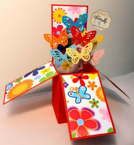 Felicitare pop-up "Fluturi"