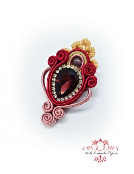Brosa soutache