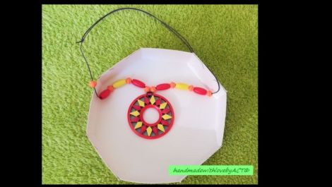 Colier cu mandala pictata manual