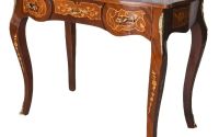 Secretaire din lemn masiv cu furnir deosebit 