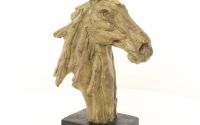 Cap de cal - statueta din rasini 