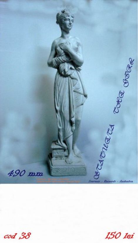 Statueta femeie sculptata