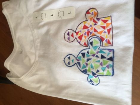 tricou hand made marimea L