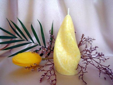 Lumanare ornamentala flacara - galben