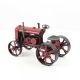 Model de tractor rosu