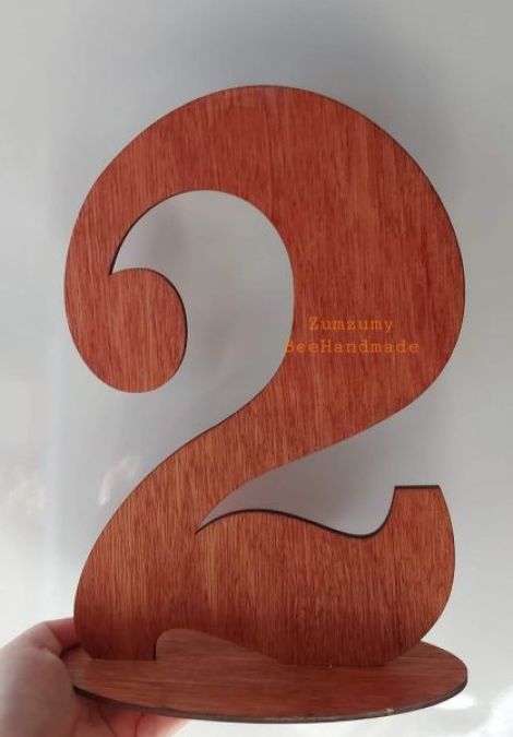 Cifra decorativa 2