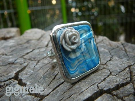 Blue Waves - Square Sea Rose