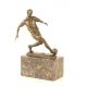 Fotbalist-statueta din bronz pe un soclu 