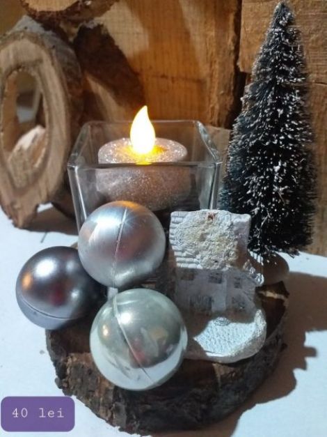 Decoratiune Craciun pe felie de lemn