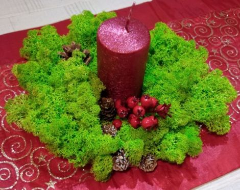 Ornament cu lumanare si licheni stabilizati