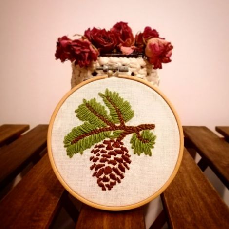 Con de Brad - Conceptul Iarna - Punch Broderie