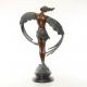 Barbat inaripat-statueta din bronz 