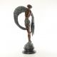 Barbat inaripat-statueta din bronz 
