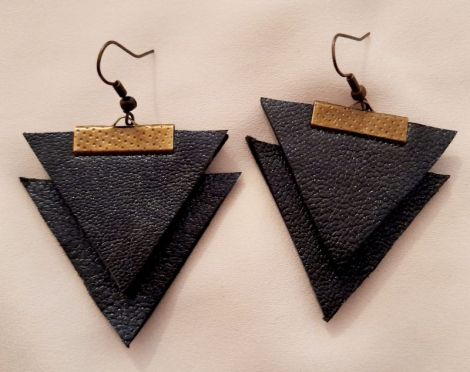 Cercei piele geometrici