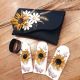 Brosa floarea soarelui - martisor din piele 