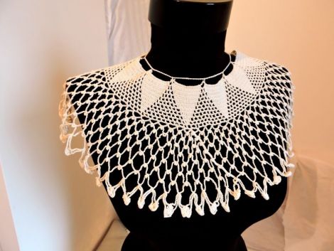 guler colier textil alb unicat 