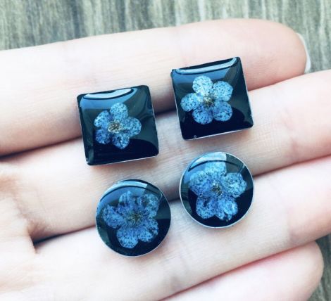 Cercei din flori nu-ma-uita