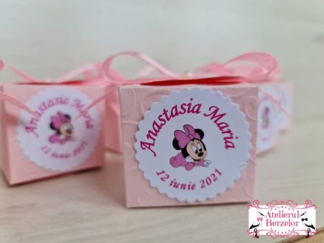 Marturii botez ciocolata cutiuta Fluturi roz