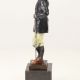 Jucator de golf - statueta din bronz pictat 