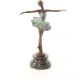 Balerina-statueta din bronz pictat 