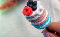 Lingurita macarons  fructe de padure