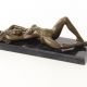 Femeie intinsa - statueta erotica din bronz 