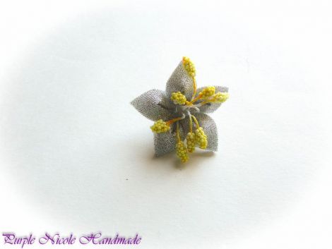 Steluta argintie - brosa floare stea
