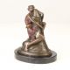 Femeie imbratisand un falus  - statueta bronz