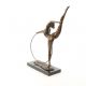 Femeie Art Deco cu cercul - statueta din bronz 