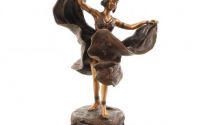 Dansatoare - statueta din bronz pictat