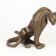 Jaguar stilizat  - statueta moderna din bronz 