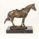 Cal - statueta din bronz  pe soclu din marmura 